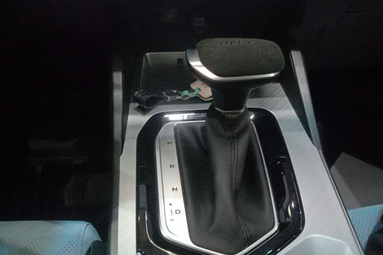 Used Geely Auto Emgrand L 2022 1.4T CVT Ultimate Model Gear Lever