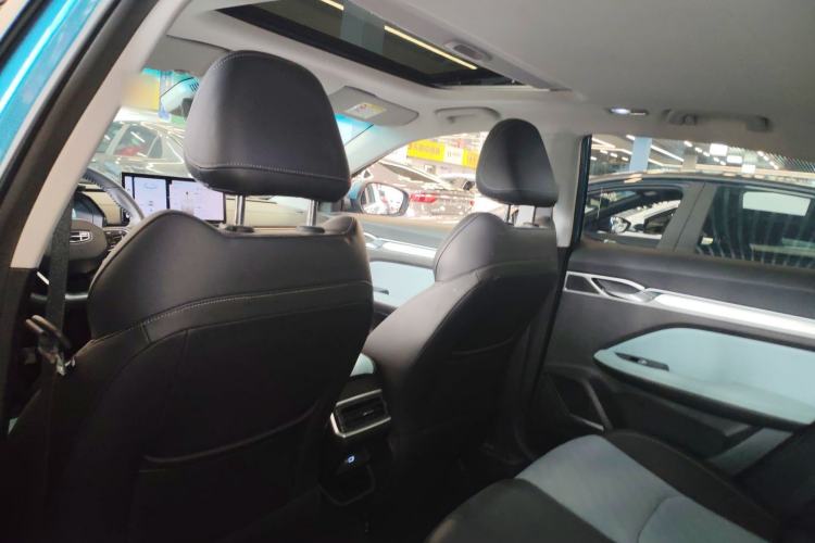 Used Geely Auto Emgrand L 2022 1.4T CVT Ultimate Model Headliner