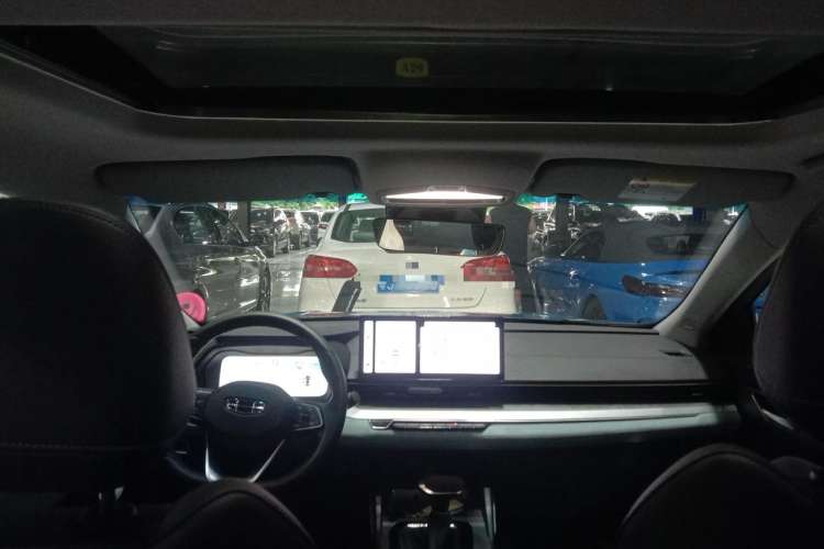 Used Geely Auto Emgrand L 2022 1.4T CVT Ultimate Model Headliner