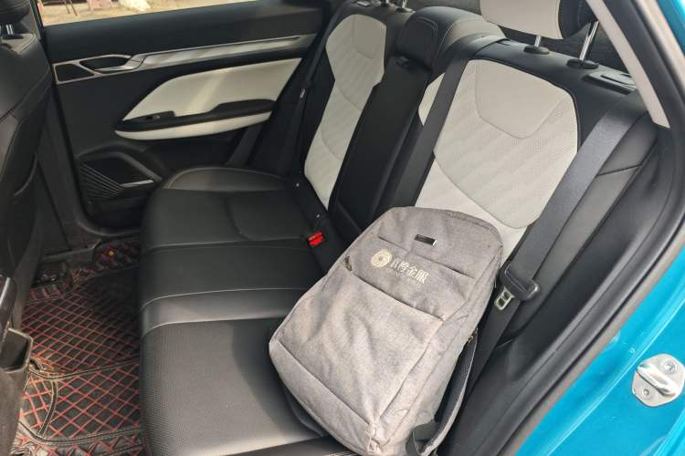 Used Geely Auto Emgrand L 2022 1.4T CVT Flagship Edition Left Rear Seat