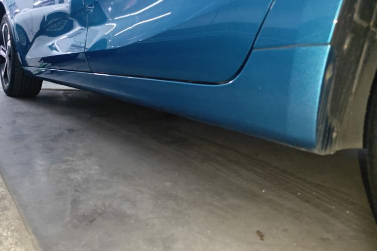 Used Geely Auto Emgrand L 2022 1.4T CVT Ultimate Model Left Side Sill