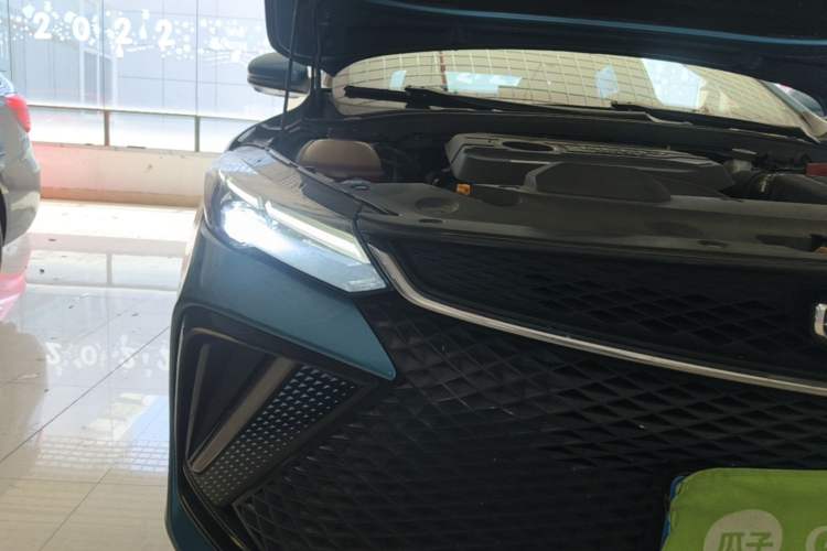 Used Geely Auto Emgrand L 2022 1.4T CVT Ultimate Model Right Front Headlight
