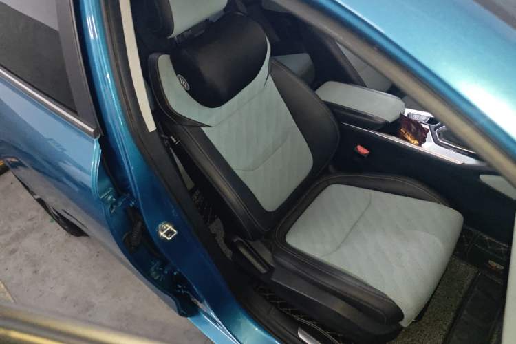 Used Geely Auto Emgrand L 2022 1.4T CVT Ultimate Model Right Front Seat