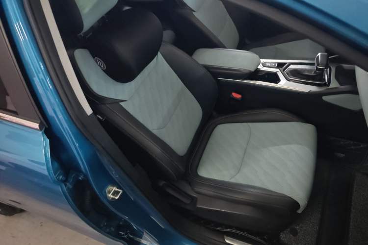 Used Geely Auto Emgrand L 2022 1.4T CVT Ultimate Model Right Front Seat