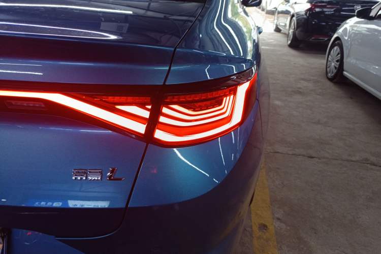 Used Geely Auto Emgrand L 2022 1.4T CVT Flagship Edition Right Rear Taillight