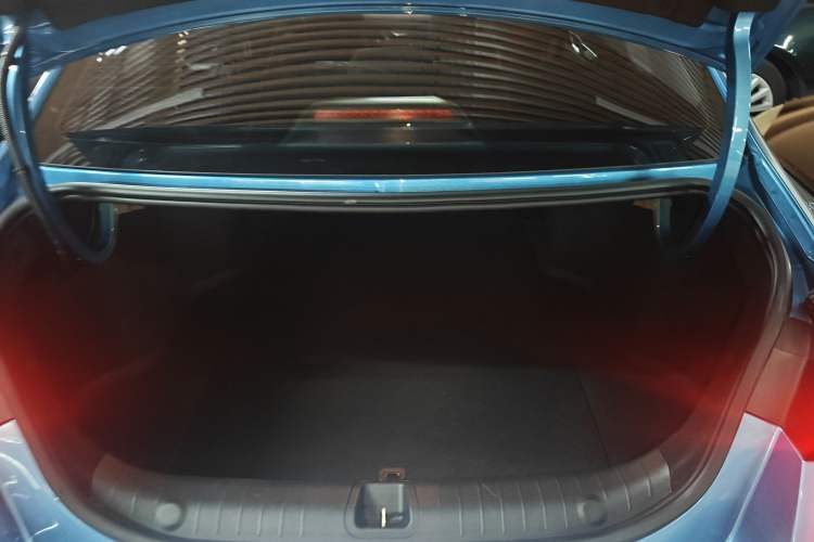 Used Geely Auto Emgrand L 2022 1.4T CVT Flagship Edition Trunk