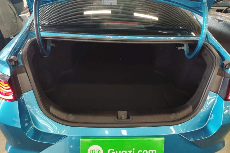 Used Geely Auto Emgrand L 2022 1.4T CVT Ultimate Model Trunk