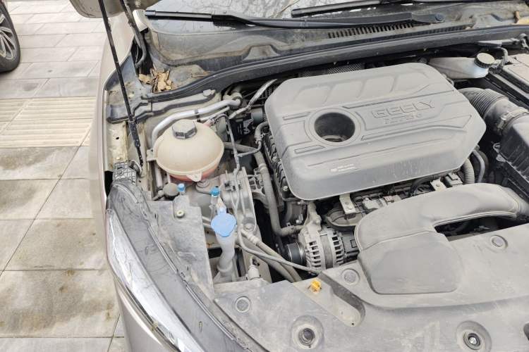 Used Geely Auto Emgrand L 2022 1.4T CVT Flagship Edition Engine Bay Right