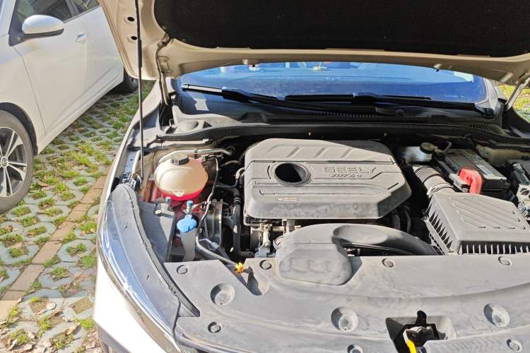 Used Geely Auto Emgrand L 2022 1.4T CVT Flagship Edition Engine Bay Right