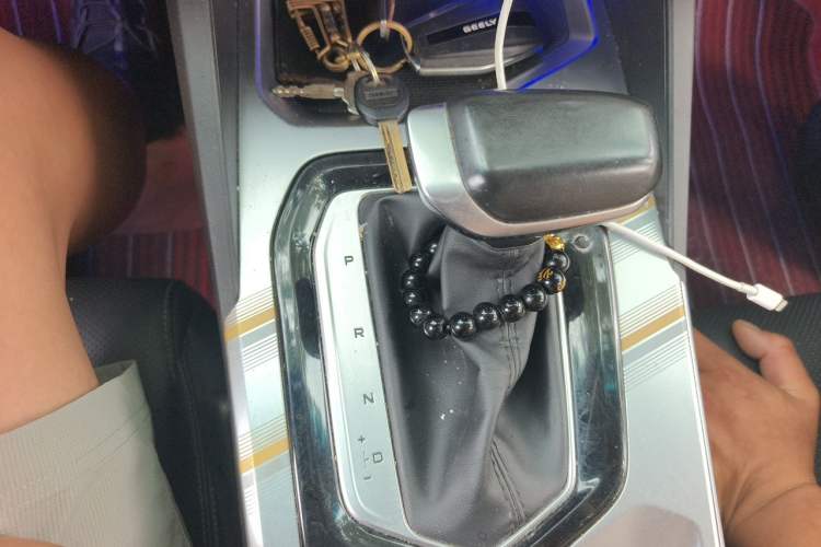 Used Geely Auto Emgrand L 2022 1.4T CVT Flagship Edition Gear Lever