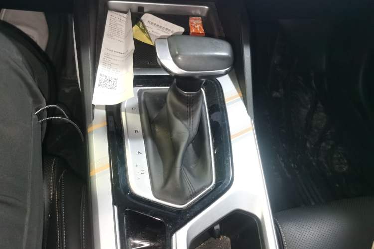 Used Geely Auto Emgrand L 2022 1.4T CVT Flagship Edition Gear Lever