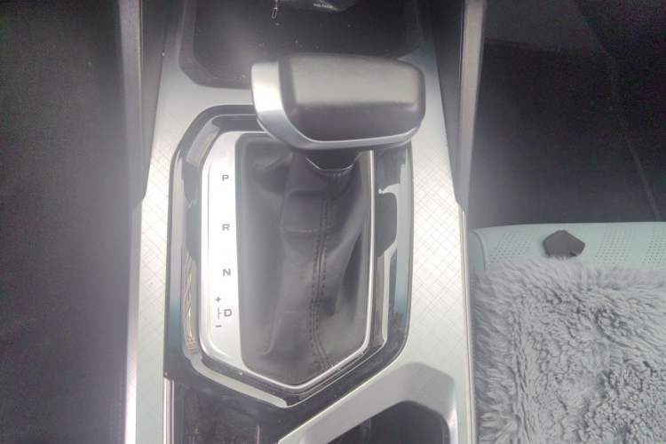 Used Geely Auto Emgrand L 2022 1.4T CVT Ultimate Model Gear Lever