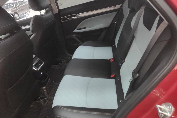Used Geely Auto Emgrand L 2022 1.4T CVT Ultimate Model Interior 4