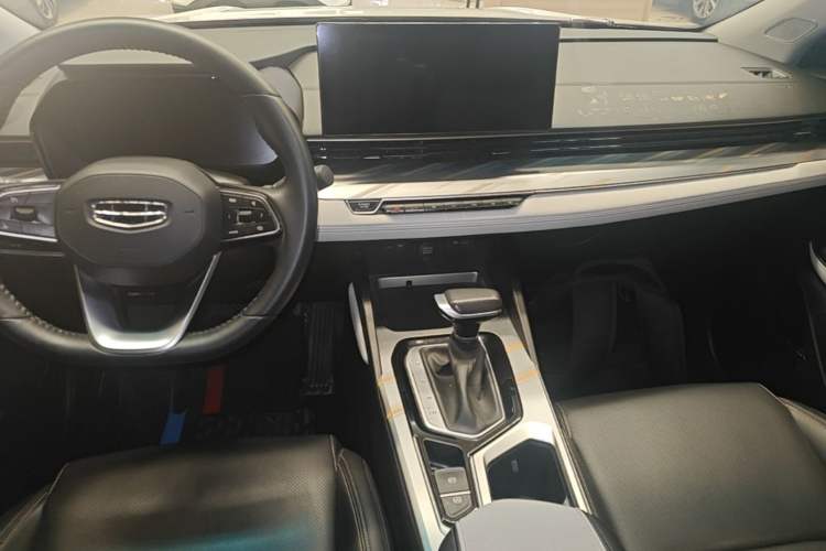 Used Geely Auto Emgrand L 2022 1.4T CVT Flagship Edition Audio And AC Panel