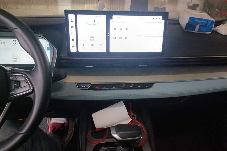 Used Geely Auto Emgrand L 2022 1.4T CVT Ultimate Model Audio And AC Panel