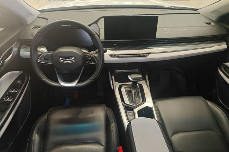 Used Geely Auto Emgrand L 2022 1.4T CVT Flagship Edition Center Console