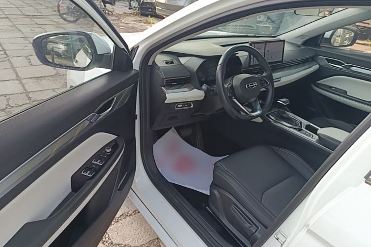Used Geely Auto Emgrand L 2022 1.4T CVT Flagship Edition Driver Seat
