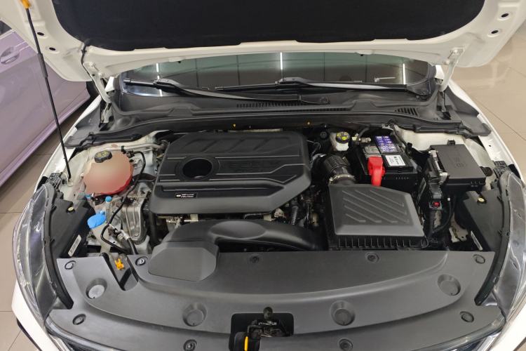 Used Geely Auto Emgrand L 2022 1.4T CVT Flagship Edition Engine Bay