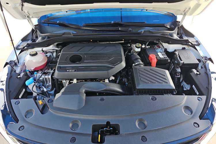 Used Geely Auto Emgrand L 2022 1.4T CVT Flagship Edition Engine Bay