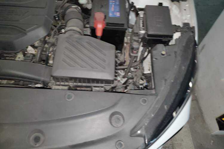 Used Geely Auto Emgrand L 2022 1.4T CVT Flagship Edition Engine Bay Left