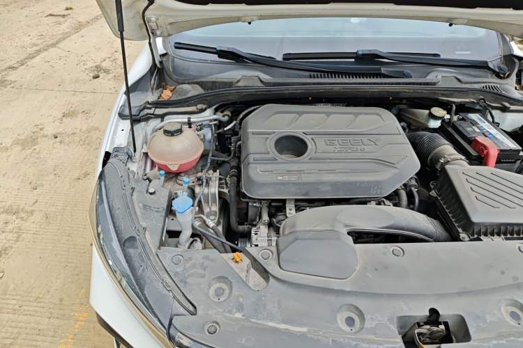 Used Geely Auto Emgrand L 2022 1.4T CVT Ultimate Model Engine Bay Right
