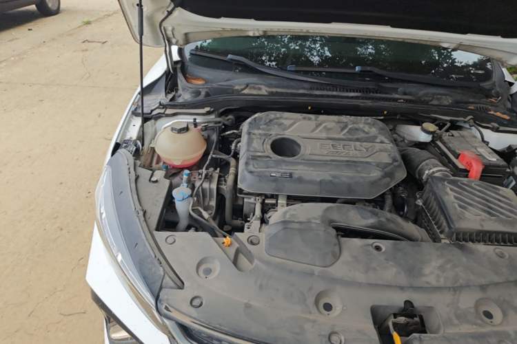 Used Geely Auto Emgrand L 2022 1.4T CVT Ultimate Model Engine Bay Right