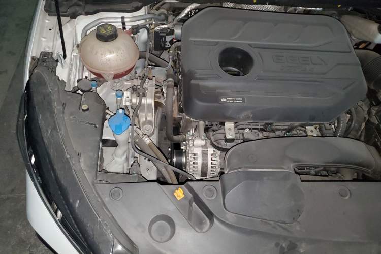 Used Geely Auto Emgrand L 2022 1.4T CVT Flagship Edition Engine Bay Right