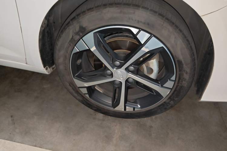 Used Geely Auto Emgrand L 2022 1.4T CVT Flagship Edition Exterior 1