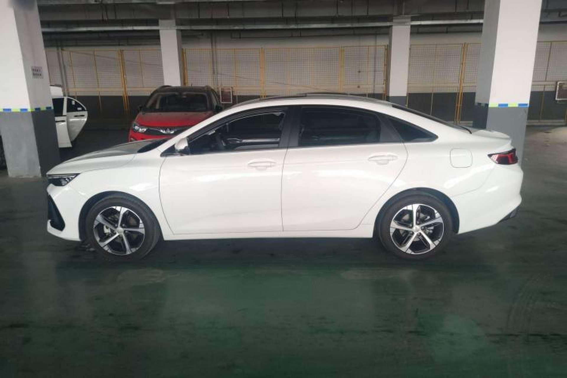 Used Geely Auto Emgrand L 2022 1.4T CVT Flagship Edition Exterior 2