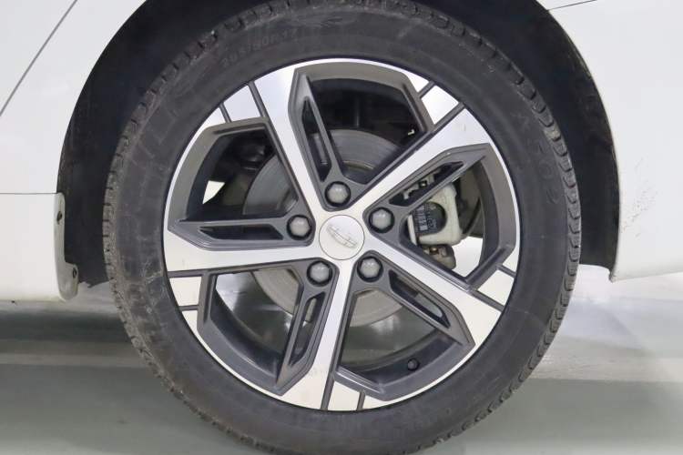 Used Geely Auto Emgrand L 2022 1.4T CVT Ultimate Model Exterior 4