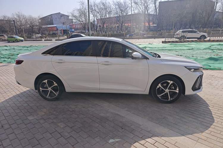 Used Geely Auto Emgrand L 2022 1.4T CVT Flagship Edition Exterior 5
