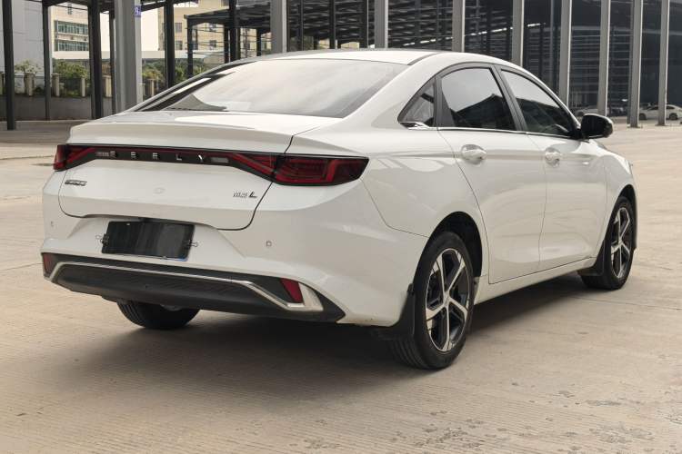 Used Geely Auto Emgrand L 2022 1.4T CVT Flagship Edition Exterior 5