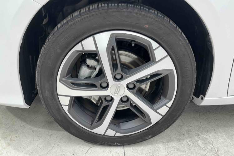 Used Geely Auto Emgrand L 2022 1.4T CVT Ultimate Model Exterior 6