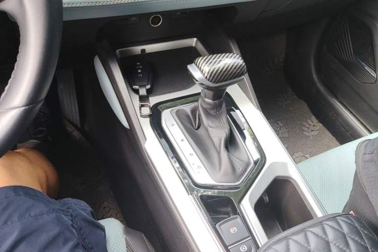 Used Geely Auto Emgrand L 2022 1.4T CVT Ultimate Model Gear Lever