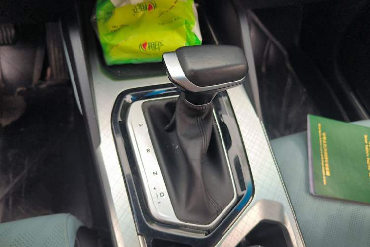 Used Geely Auto Emgrand L 2022 1.4T CVT Ultimate Model Gear Lever