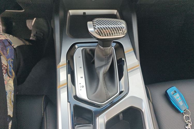 Used Geely Auto Emgrand L 2022 1.4T CVT Flagship Edition Gear Lever