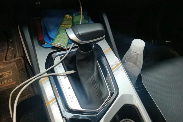 Used Geely Auto Emgrand L 2022 1.4T CVT Flagship Edition Gear Lever