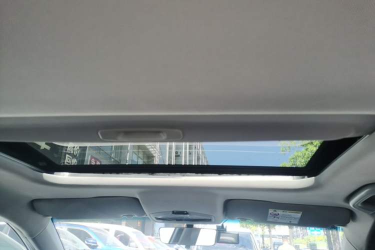 Used Geely Auto Emgrand L 2022 1.4T CVT Flagship Edition Headliner
