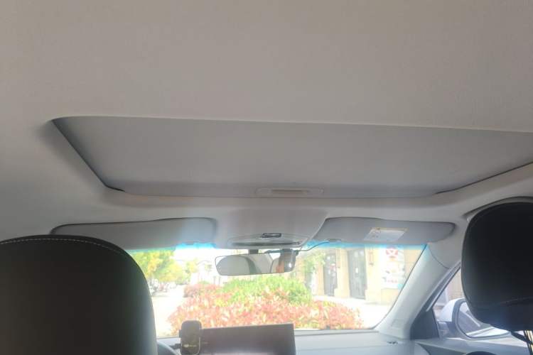 Used Geely Auto Emgrand L 2022 1.4T CVT Flagship Edition Headliner