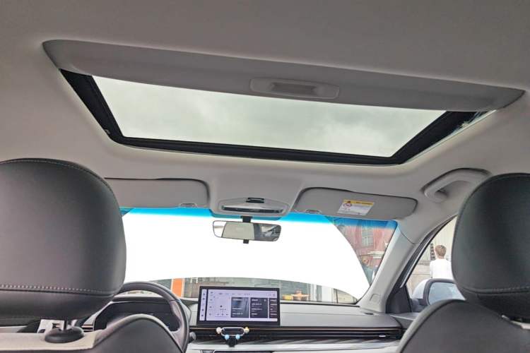 Used Geely Auto Emgrand L 2022 1.4T CVT Flagship Edition Headliner