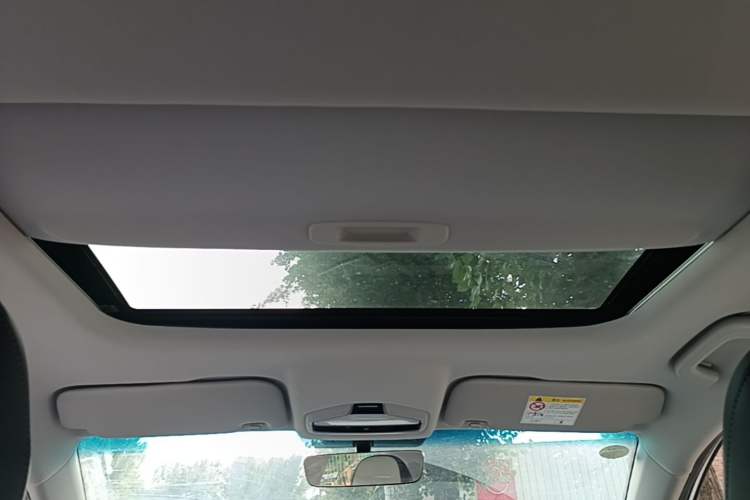 Used Geely Auto Emgrand L 2022 1.4T CVT Flagship Edition Headliner