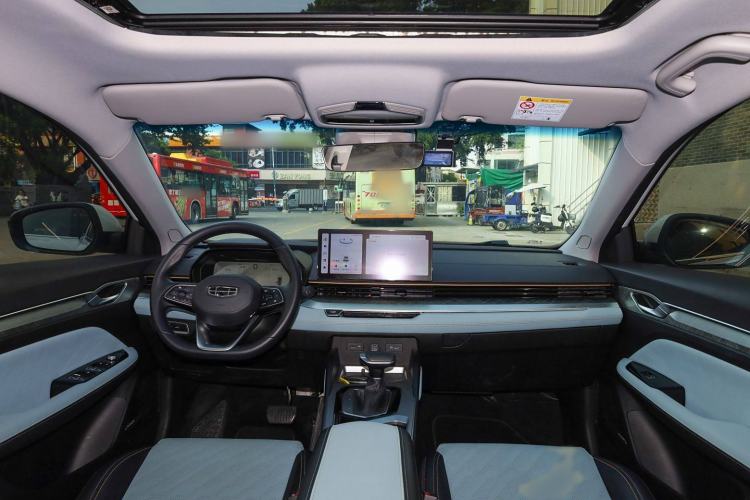 Used Geely Auto Emgrand L 2022 1.4T CVT Ultimate Model Interior 2