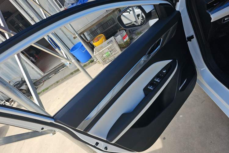 Used Geely Auto Emgrand L 2022 1.4T CVT Flagship Edition Left Front Door Interior