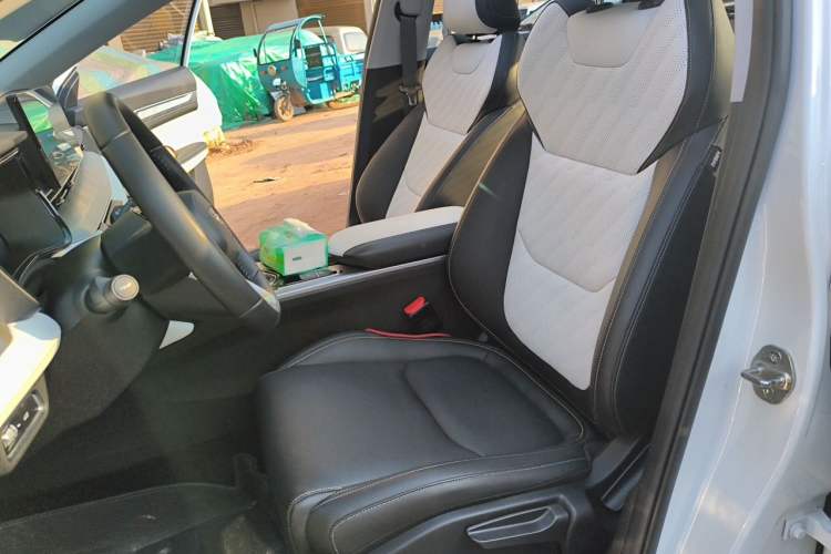 Used Geely Auto Emgrand L 2022 1.4T CVT Flagship Edition Left Front Seat