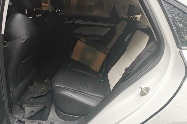 Used Geely Auto Emgrand L 2022 1.4T CVT Flagship Edition Left Rear Seat