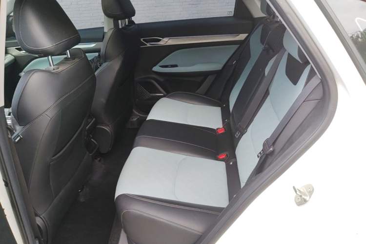 Used Geely Auto Emgrand L 2022 1.4T CVT Ultimate Model Left Rear Seat