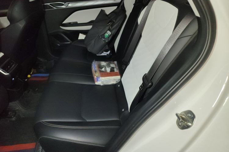 Used Geely Auto Emgrand L 2022 1.4T CVT Flagship Edition Left Rear Seat