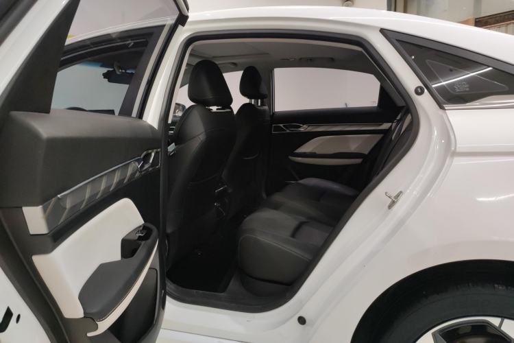 Used Geely Auto Emgrand L 2022 1.4T CVT Flagship Edition Left Rear Seat