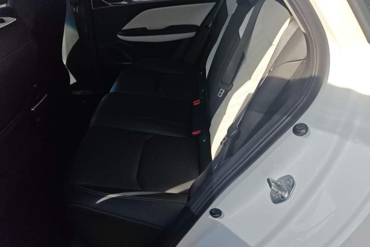 Used Geely Auto Emgrand L 2022 1.4T CVT Flagship Edition Left Rear Seat