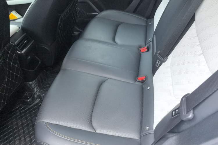 Used Geely Auto Emgrand L 2022 1.4T CVT Flagship Edition Left Rear Seat